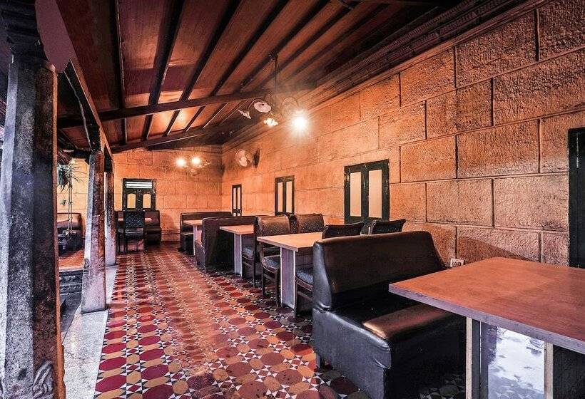 هتل O Athithi Inn Near Hyderabad Central