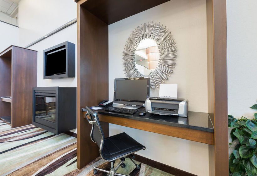 فندق Baymont By Wyndham Bellevue