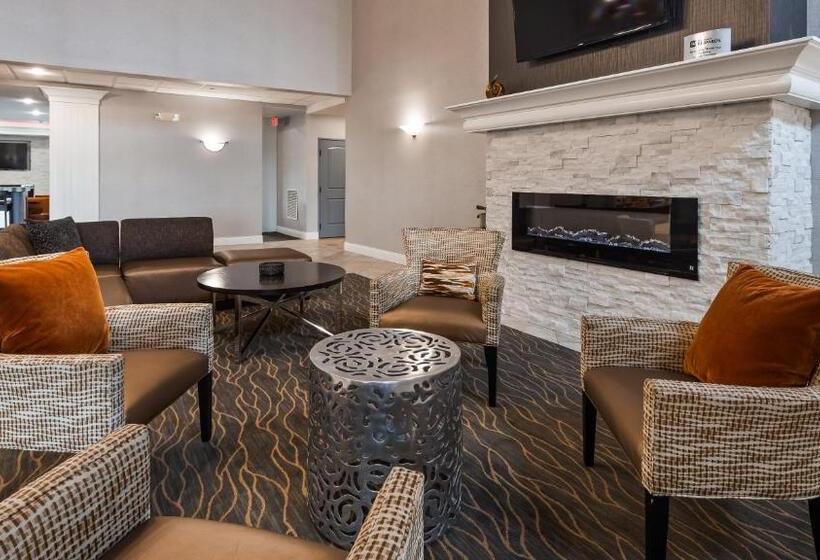 هتل Best Western Plus Appleton Airport Mall