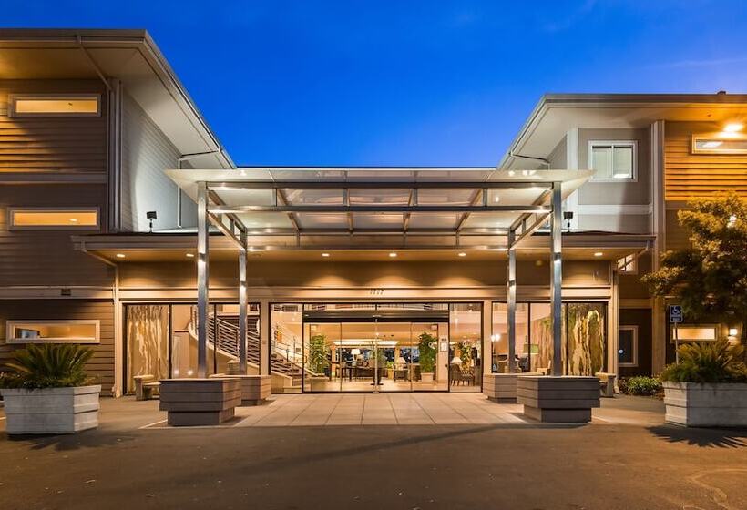 فندق Best Western Plus Bayside