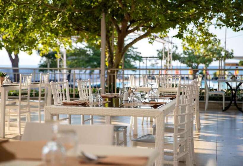 Отель Buka Sandy Beach