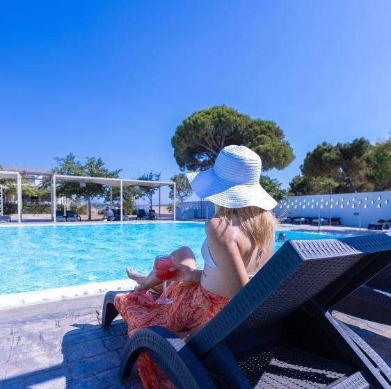 Отель Buka Sandy Beach