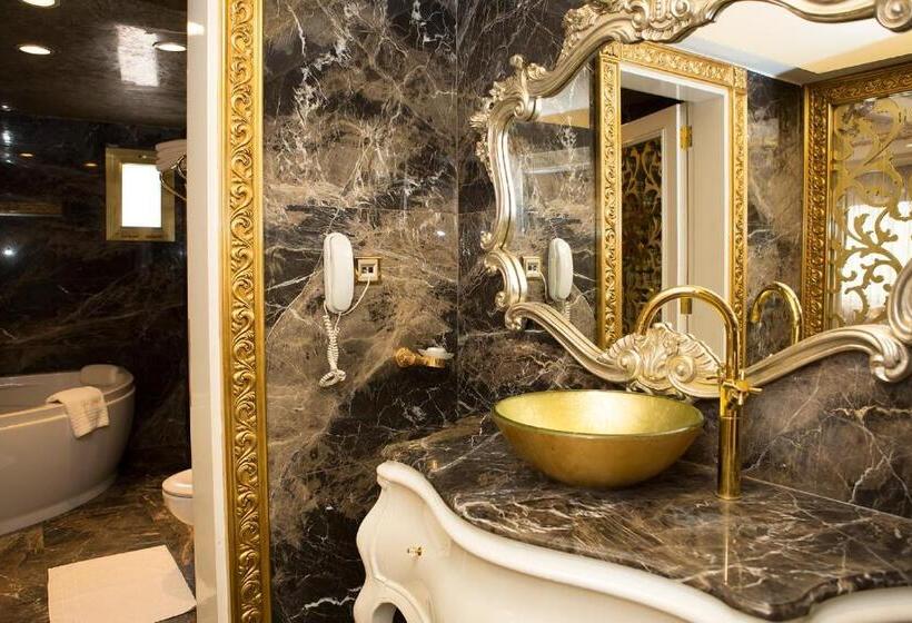 ホテル Buyuk Hamit