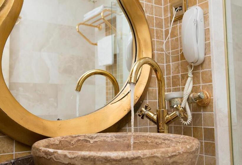 ホテル Buyuk Hamit