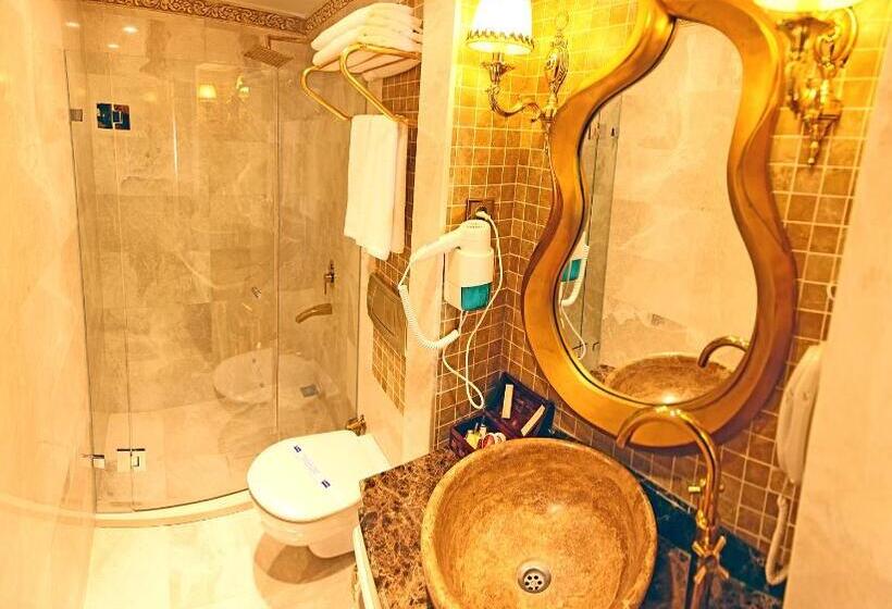 ホテル Buyuk Hamit