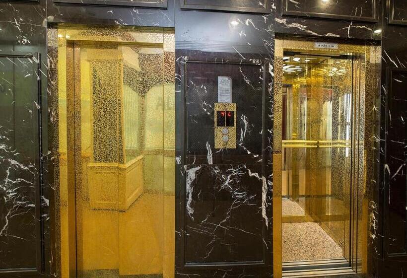 ホテル Buyuk Hamit