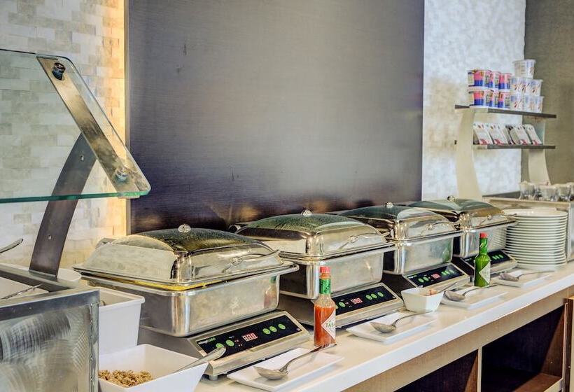 Cambria Hotel White Plains   Downtown