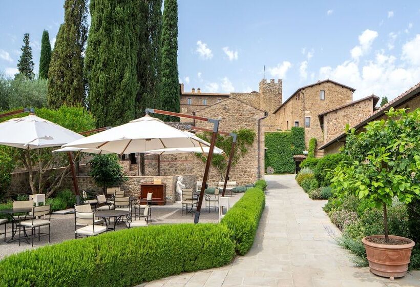 ホテル Castello Banfi   Il Borgo