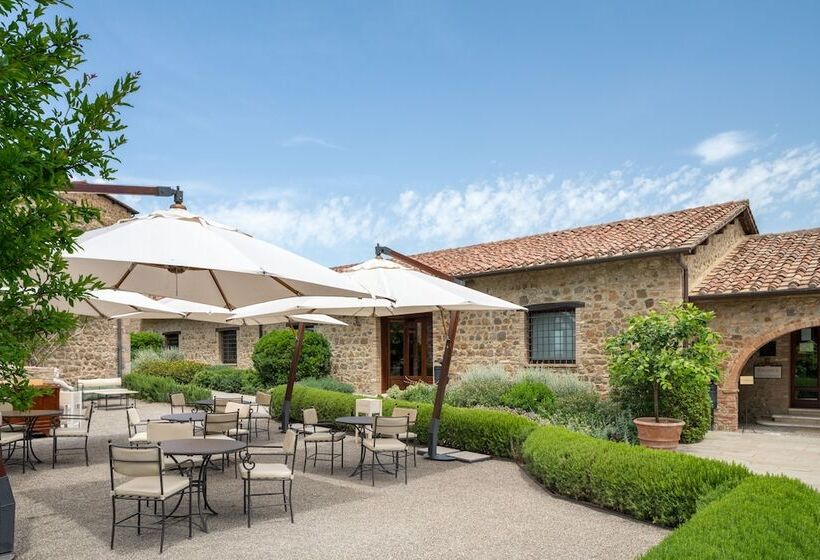 ホテル Castello Banfi   Il Borgo