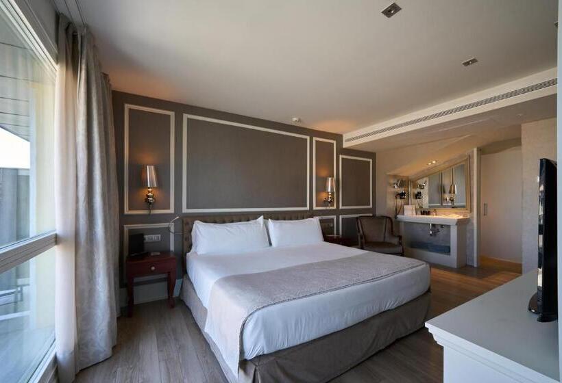 Отель Catalonia Passeig de Gràcia 4* Sup