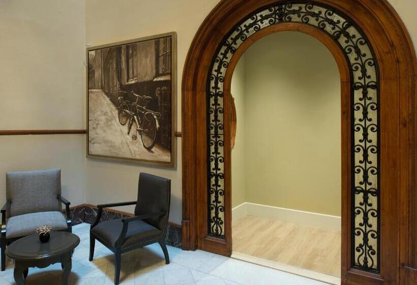 Отель Catalonia Passeig de Gràcia 4* Sup