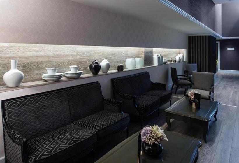 Отель Catalonia Passeig de Gràcia 4* Sup