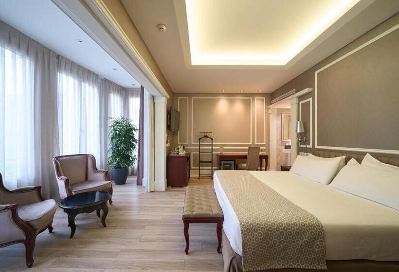 Отель Catalonia Passeig de Gràcia 4* Sup