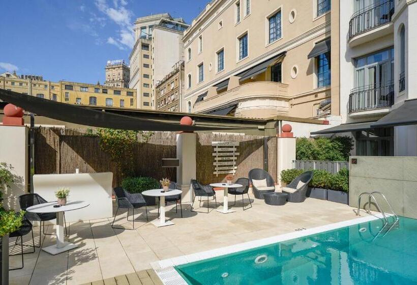 Отель Catalonia Passeig de Gràcia 4* Sup