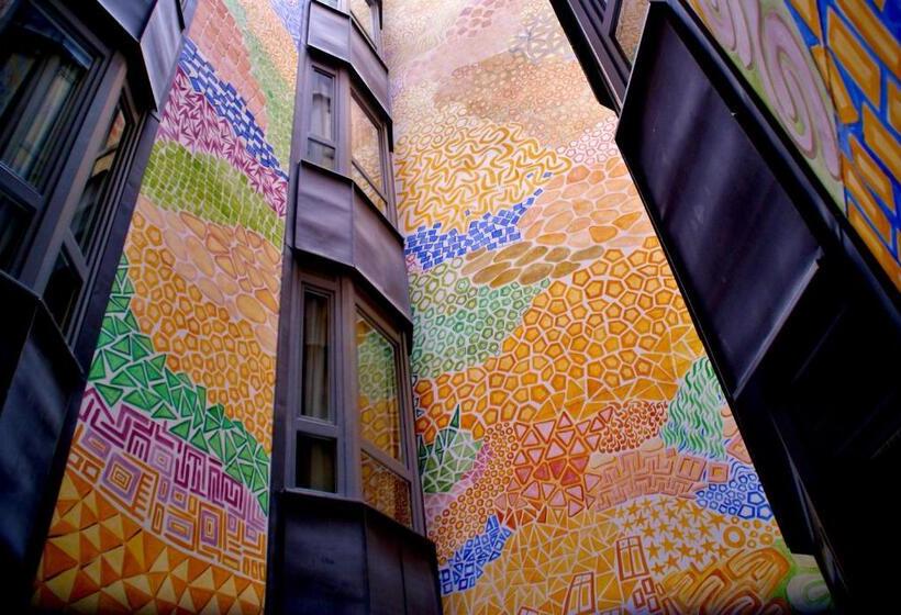 Отель Catalonia Passeig de Gràcia 4* Sup