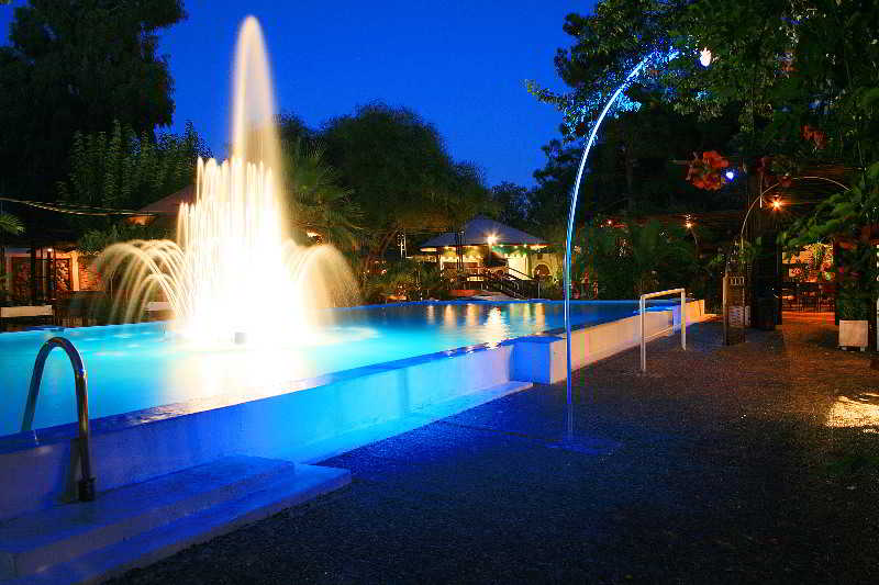 בית מלון כפרי Club Iliochari