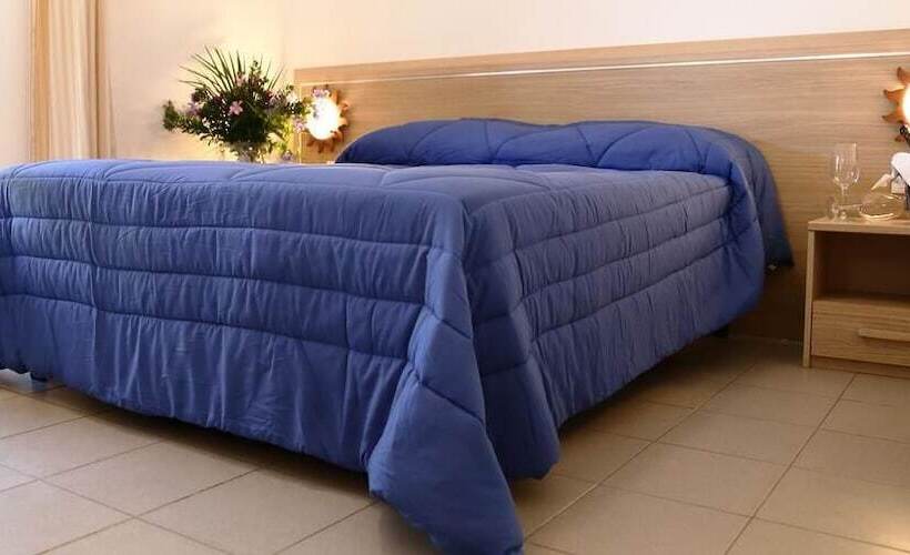 فندق Club Mezzaluna