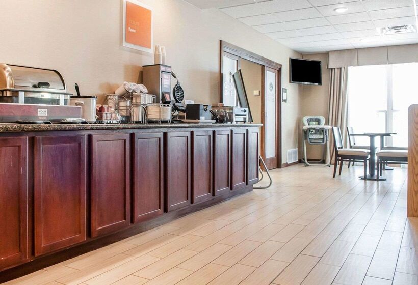 فندق Comfort Suites Farmington