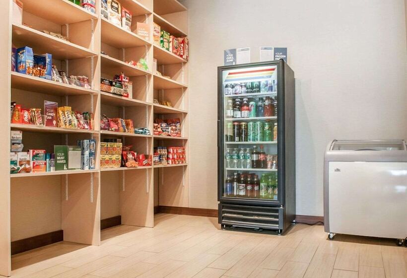 فندق Comfort Suites Farmington