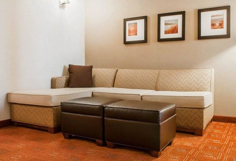 فندق Comfort Suites Farmington