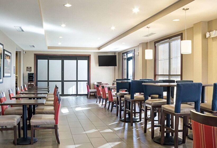 酒店 Comfort Suites Medical Center