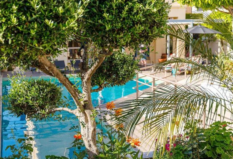 ホテル Creta Elena