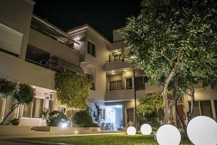 ホテル Creta Elena