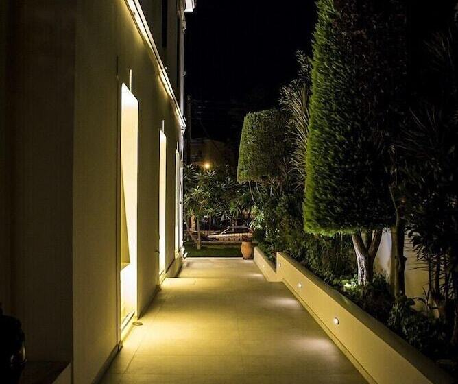 ホテル Creta Elena