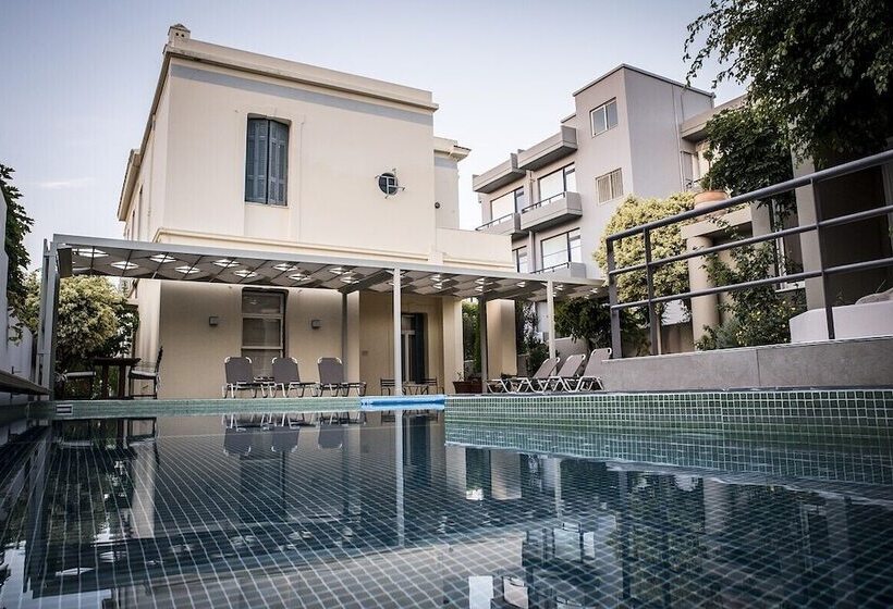 ホテル Creta Elena