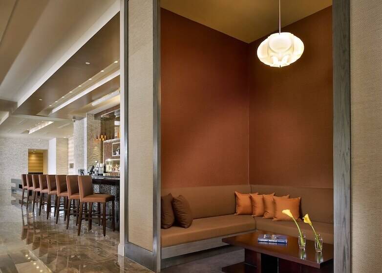 Eb Hotel Miami Airport