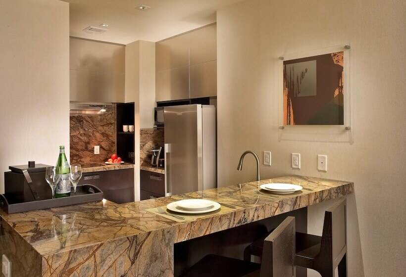 Eb Hotel Miami Airport