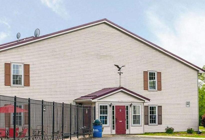 فندق Royal Inn Rockville