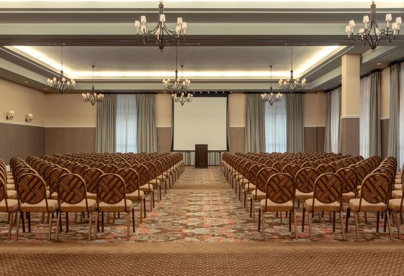 호텔 Embassy Suites By Hilton Savannah Historic District