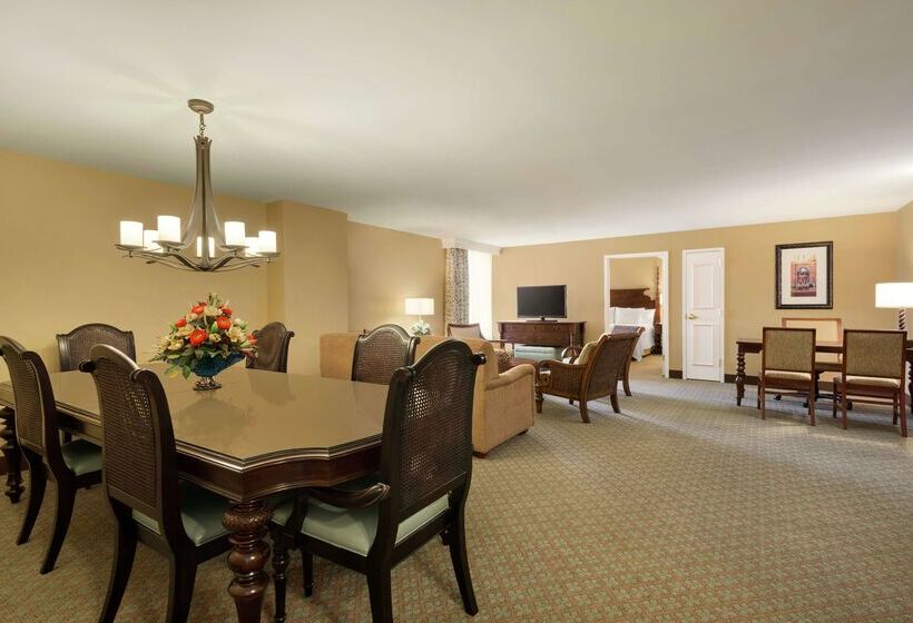 호텔 Embassy Suites By Hilton Savannah Historic District