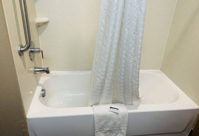 호텔 Executive Inn & Suites