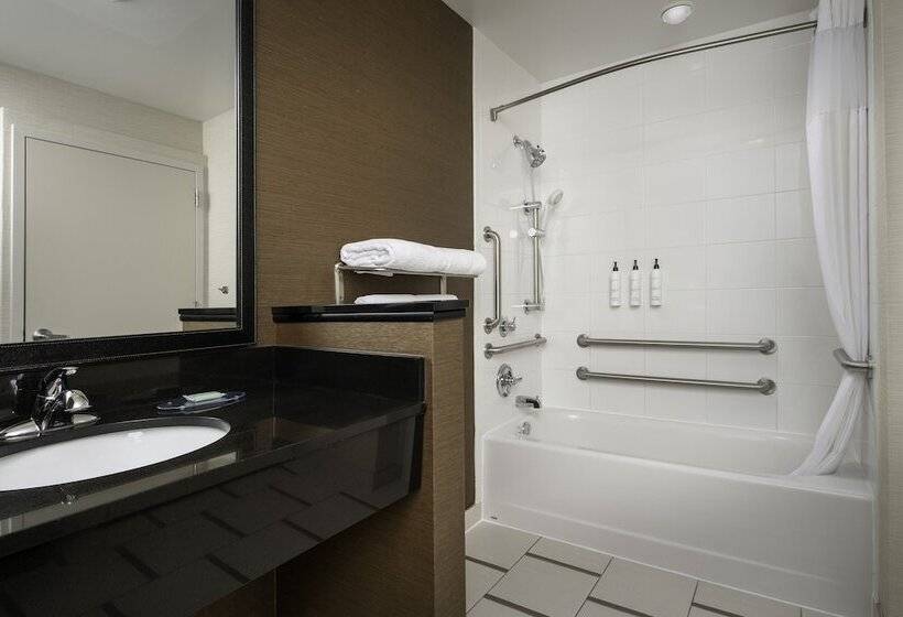 فندق Fairfield Inn & Suites By Marriott Ithaca