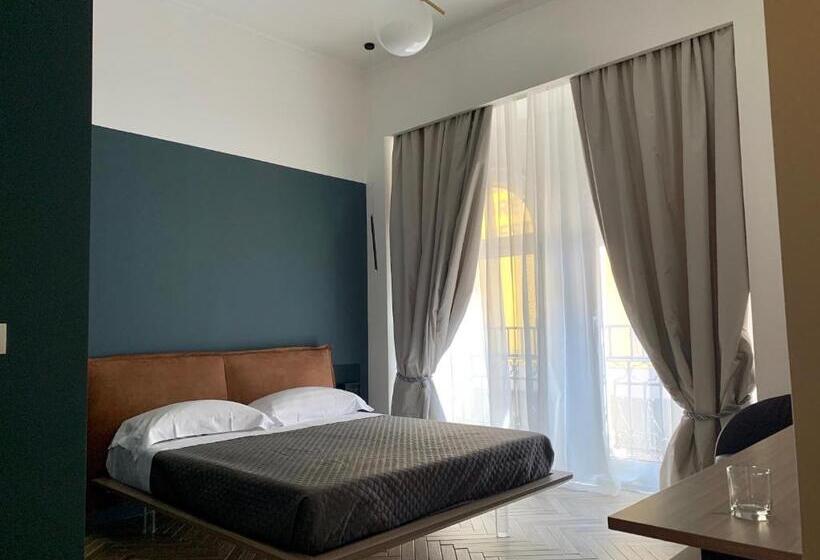 בית מלון כפרי Florea Palace