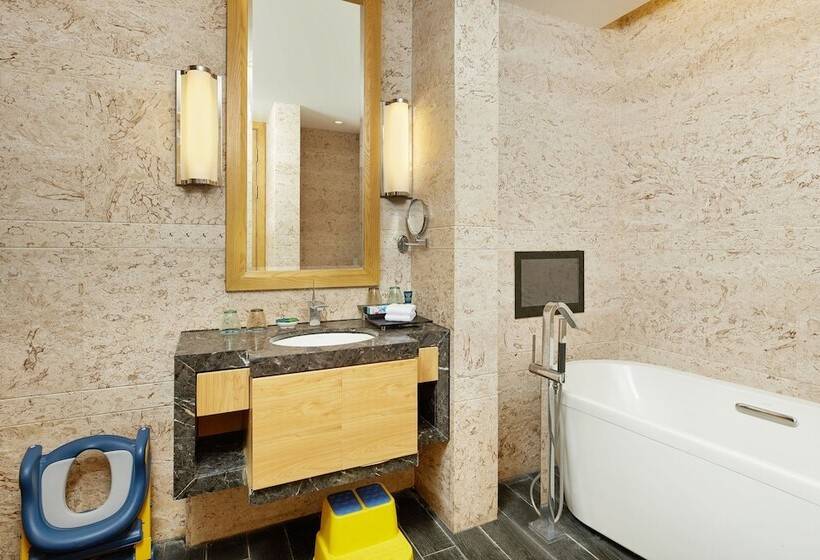 בית מלון כפרי Four Points By Sheraton Hainan, Sanya