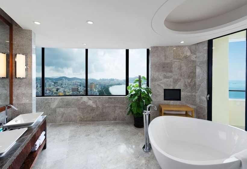 בית מלון כפרי Four Points By Sheraton Hainan, Sanya