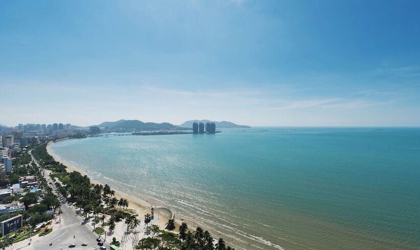 בית מלון כפרי Four Points By Sheraton Hainan, Sanya
