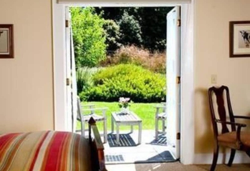 בית מלון כפרי Scp Mendocino Inn And Farm