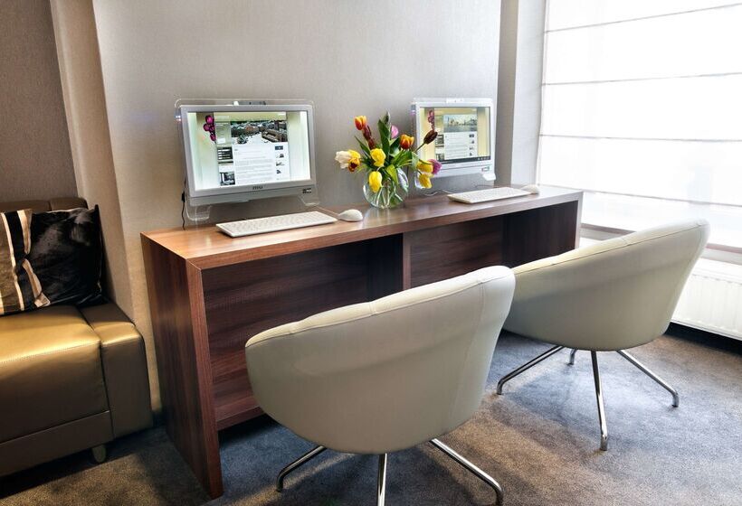 هتل Golden Tulip Krakow City Center