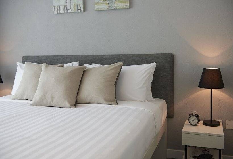 هتل Grand Bay View