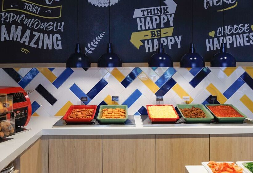 Отель Hampton By Hilton Amsterdam Airport Schiphol