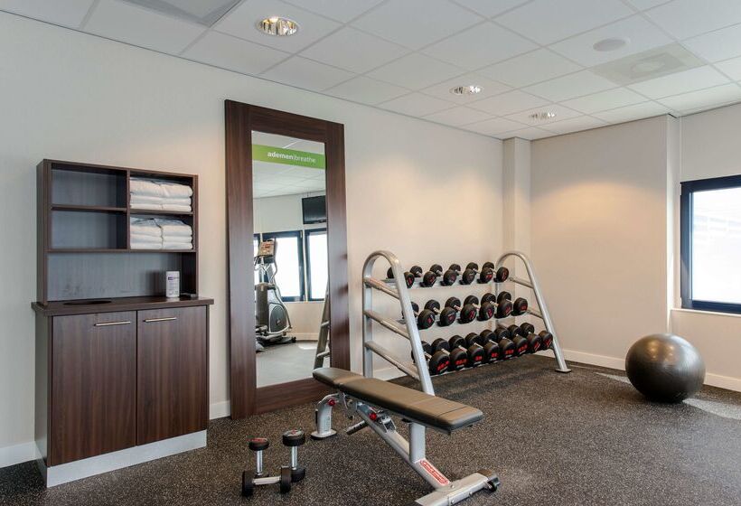 Отель Hampton By Hilton Amsterdam Airport Schiphol
