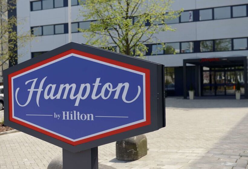 Отель Hampton By Hilton Amsterdam Airport Schiphol