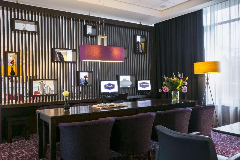 Отель Hampton By Hilton Amsterdam Airport Schiphol