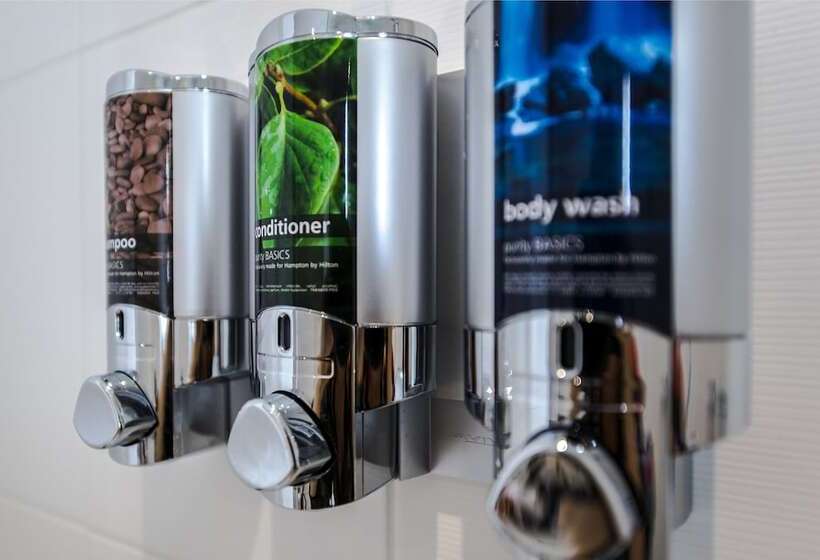 Отель Hampton By Hilton Amsterdam Airport Schiphol