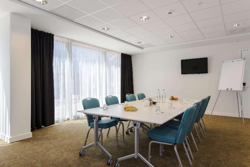 هتل Hampton By Hilton Amsterdam / Arena Boulevard
