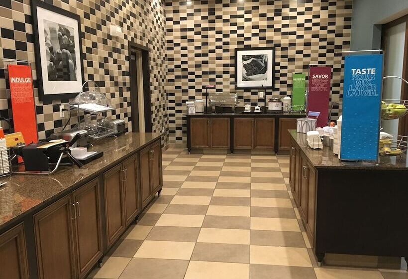 فندق Hampton Inn & Suites Tampa Northwest/oldsmar